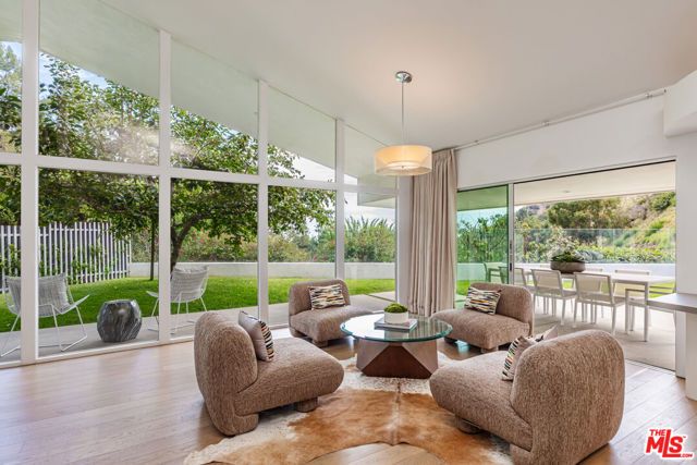 1667 Rising Glen Road, Los Angeles, CA 90069