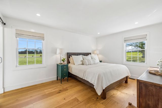 6690 Flat Creek Rd, Spring Hill, TN 37174