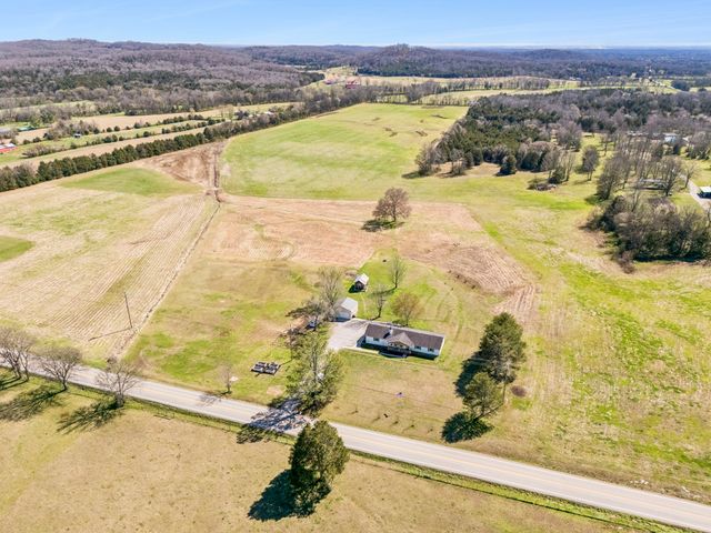 6690 Flat Creek Rd, Spring Hill, TN 37174