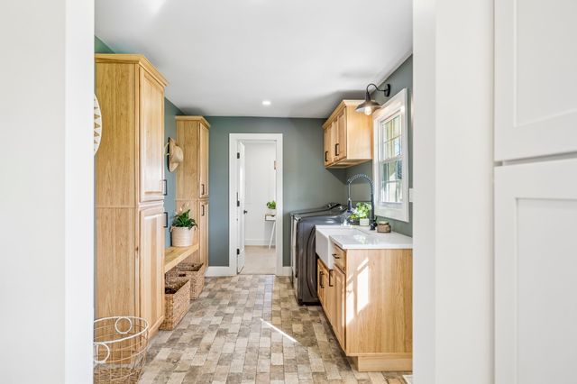 6690 Flat Creek Rd, Spring Hill, TN 37174