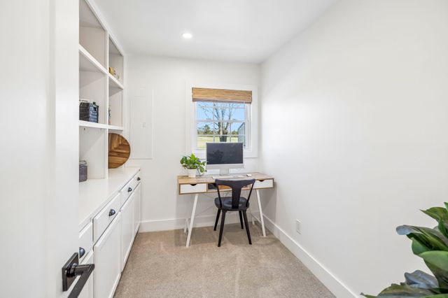 6690 Flat Creek Rd, Spring Hill, TN 37174