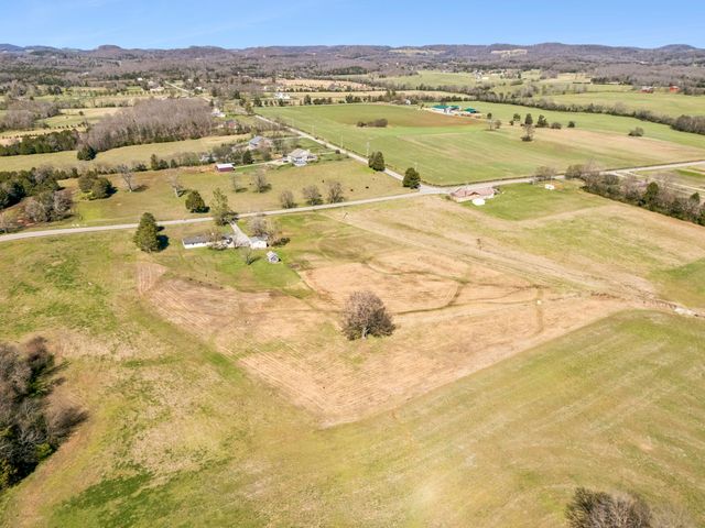 6690 Flat Creek Rd, Spring Hill, TN 37174