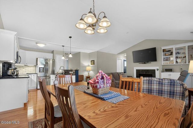 70 Knollwood Hollow, Milton, NY 12020