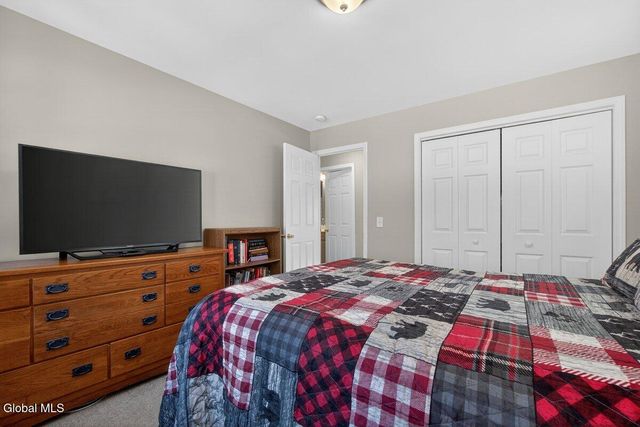 70 Knollwood Hollow, Milton, NY 12020