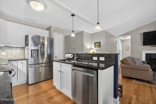 70 Knollwood Hollow, Milton, NY 12020