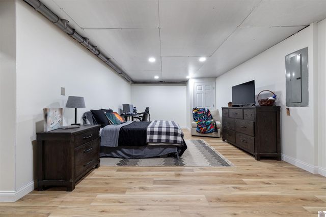 924 Hayes School Rd, Mayfield, KY 42066