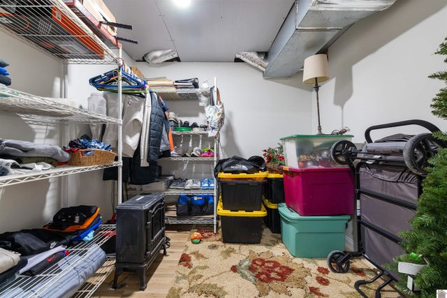 924 Hayes School Rd, Mayfield, KY 42066