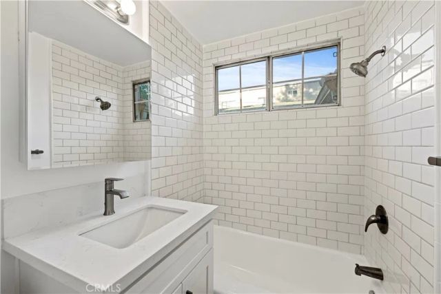13573 Moorpark Street, Sherman Oaks, CA 91423