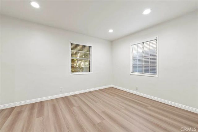 13573 Moorpark Street, Sherman Oaks, CA 91423