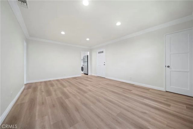 13573 Moorpark Street, Sherman Oaks, CA 91423