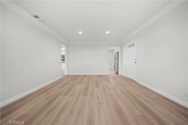 13573 Moorpark Street, Sherman Oaks, CA 91423