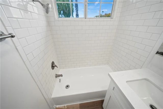 13573 Moorpark Street, Sherman Oaks, CA 91423