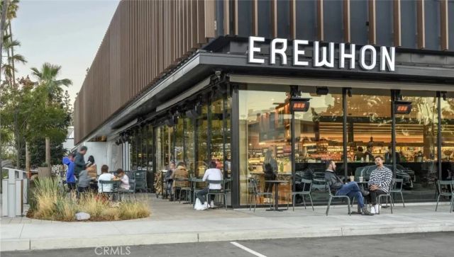 13573 Moorpark Street, Sherman Oaks, CA 91423
