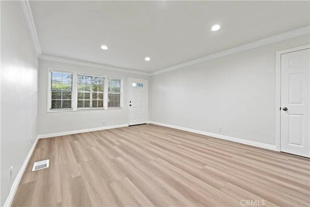 13573 Moorpark Street, Sherman Oaks, CA 91423