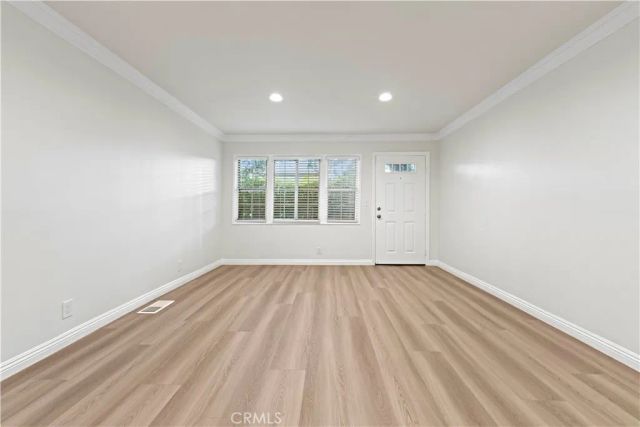 13573 Moorpark Street, Sherman Oaks, CA 91423