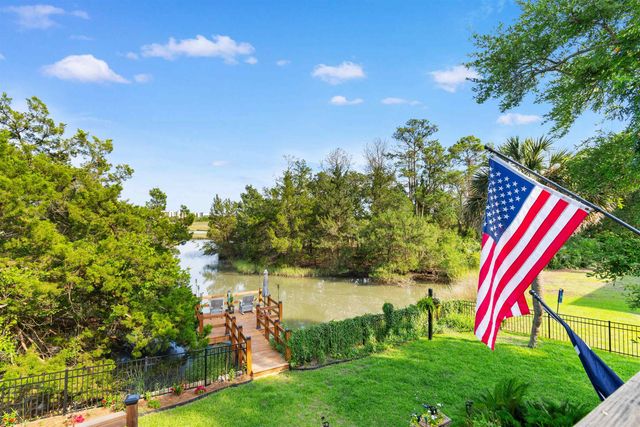 105 Midway Dr., Pawleys Island, SC 29585