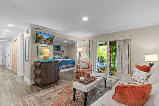 105 Midway Dr., Pawleys Island, SC 29585