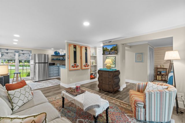 105 Midway Dr., Pawleys Island, SC 29585