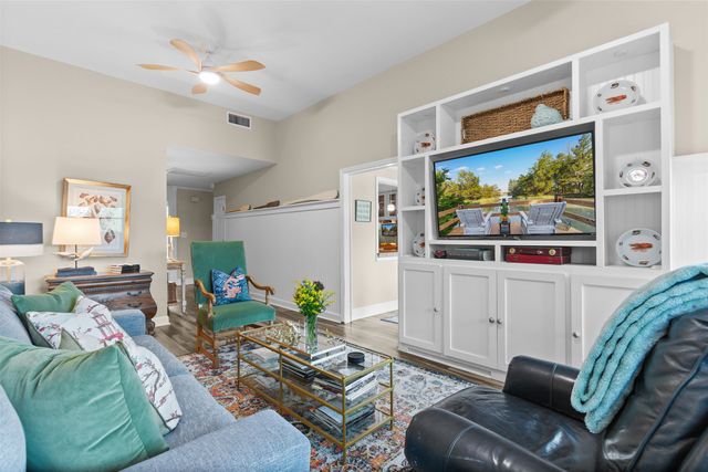 105 Midway Dr., Pawleys Island, SC 29585