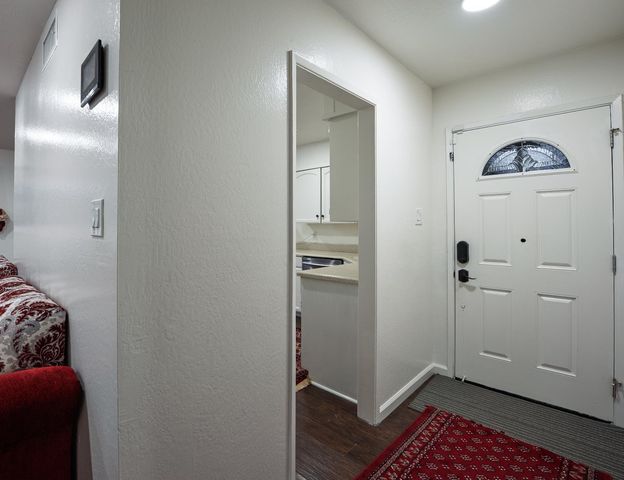 3727 Lankershim Way, North Highlands, CA 95660