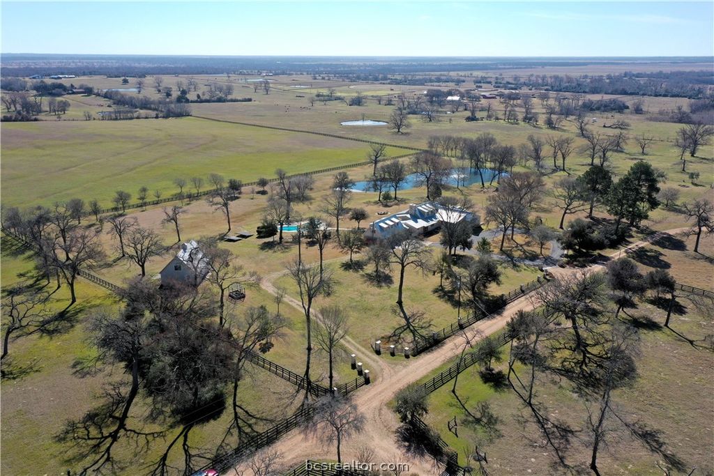770 Blackberry Lane, Washington, TX 77880 — photo 2