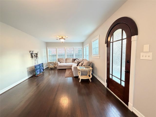 8234 Bonner Drive, Houston, TX 77017