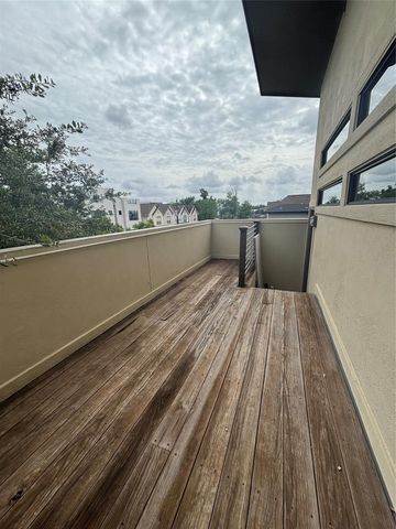 6016 Truro Street, Houston, TX 77007