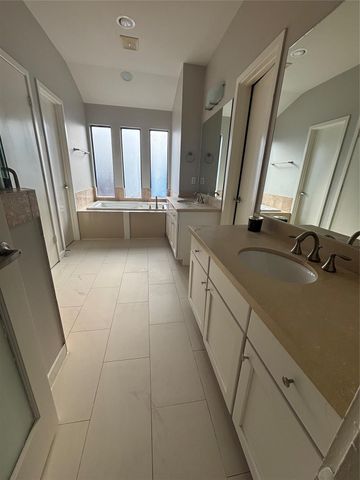 6016 Truro Street, Houston, TX 77007