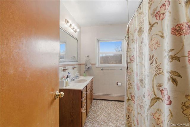 16 Primrose Street, Katonah, NY 10536