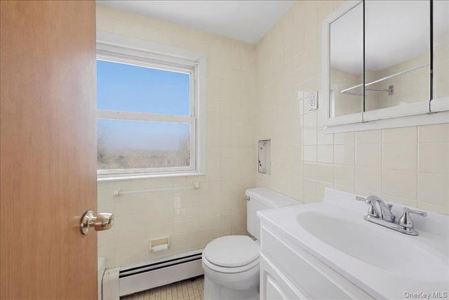 16 Primrose Street, Katonah, NY 10536