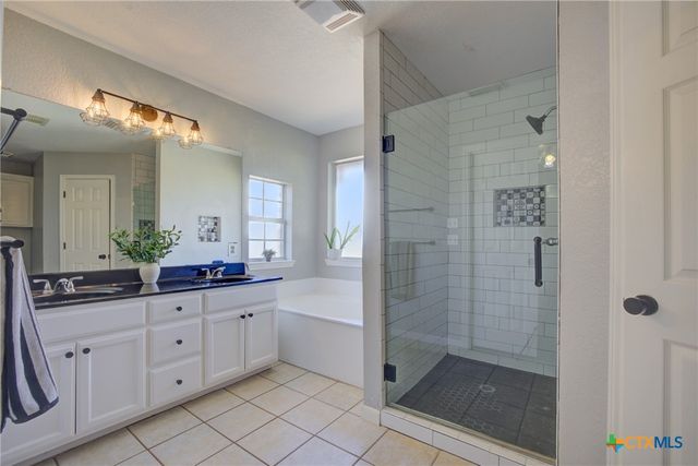 940 Cordova Loop, Seguin, TX 78155