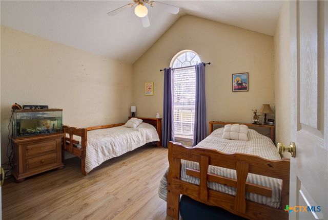 940 Cordova Loop, Seguin, TX 78155