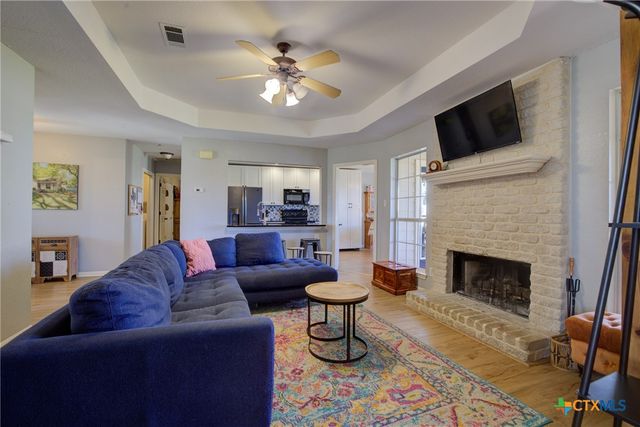 940 Cordova Loop, Seguin, TX 78155