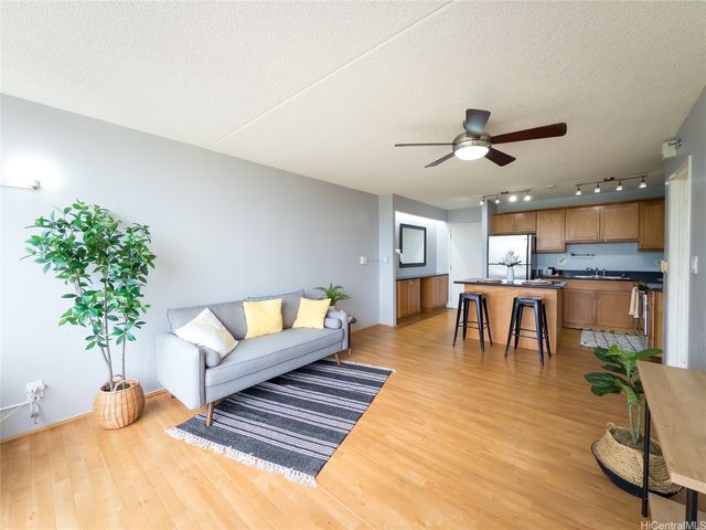 98-402 Koauka Loop 2409, Aiea, HI 96701