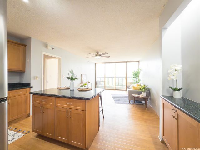 98-402 Koauka Loop 2409, Aiea, HI 96701