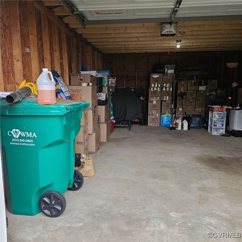 904 Wilcox St, Petersburg, VA 23803