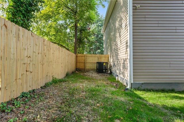 904 Wilcox St, Petersburg, VA 23803