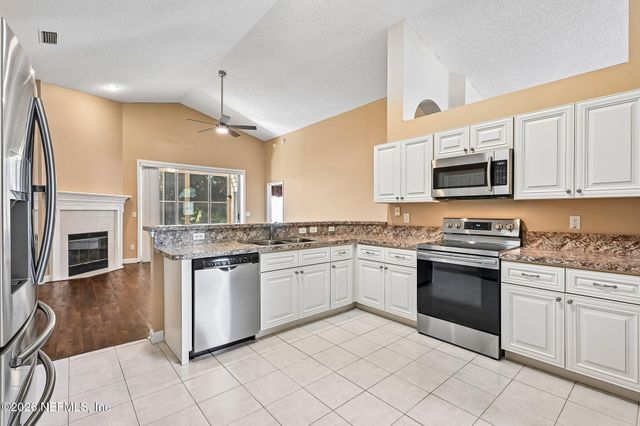 1667 BLACKHAWK Court, Fleming Island, FL 32003