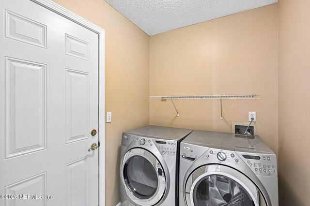 1667 BLACKHAWK Court, Fleming Island, FL 32003