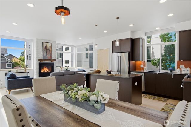1516 NW 61st Street, Seattle, WA 98107