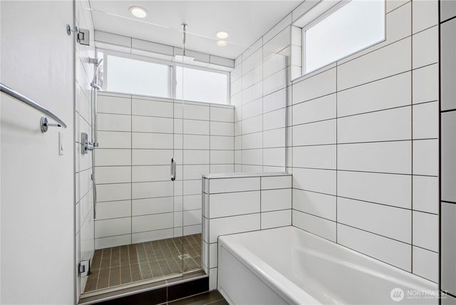 1516 NW 61st Street, Seattle, WA 98107