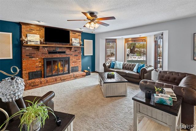 22 Waterford Lane, Glen Carbon, IL 62034