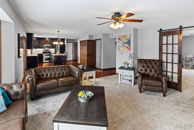 22 Waterford Lane, Glen Carbon, IL 62034