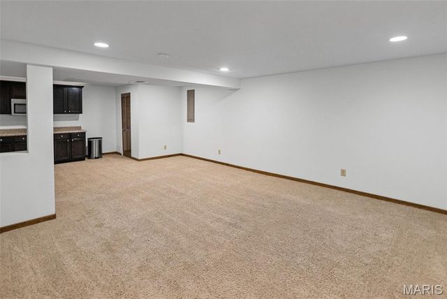 22 Waterford Lane, Glen Carbon, IL 62034