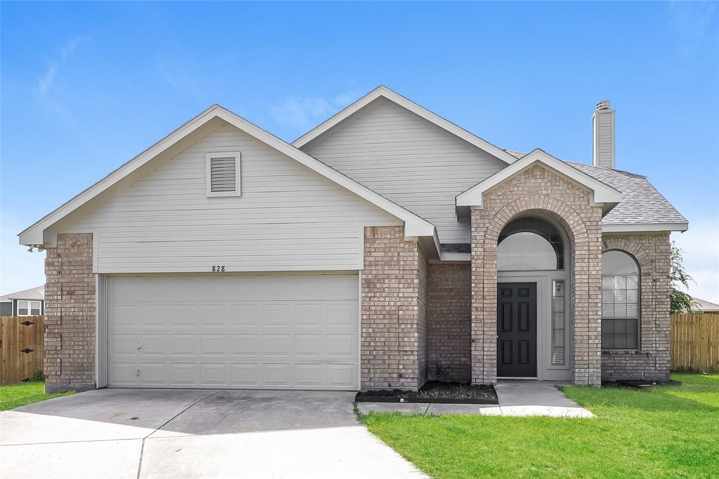 828 Tiffany Street, Seagoville, TX 75159
