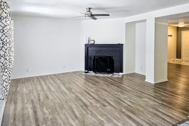 5410 Spring Day, San Antonio, TX 78247