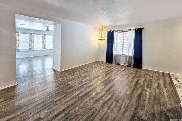 5410 Spring Day, San Antonio, TX 78247