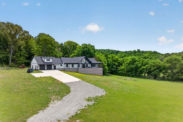 1288 Hills Trace Road, Morrison, TN 37357