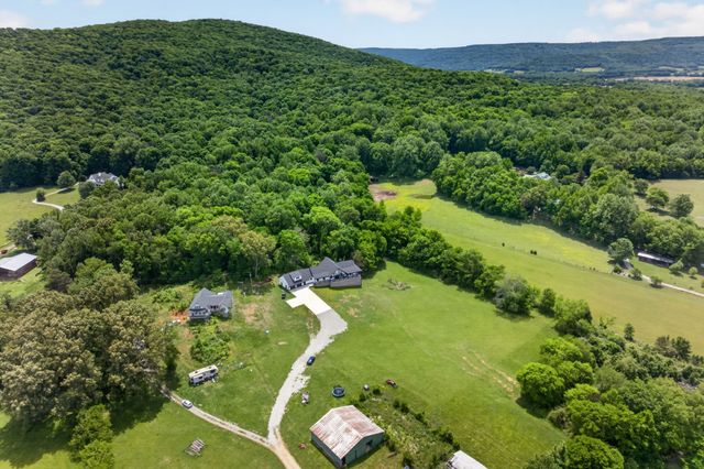 1288 Hills Trace Road, Morrison, TN 37357