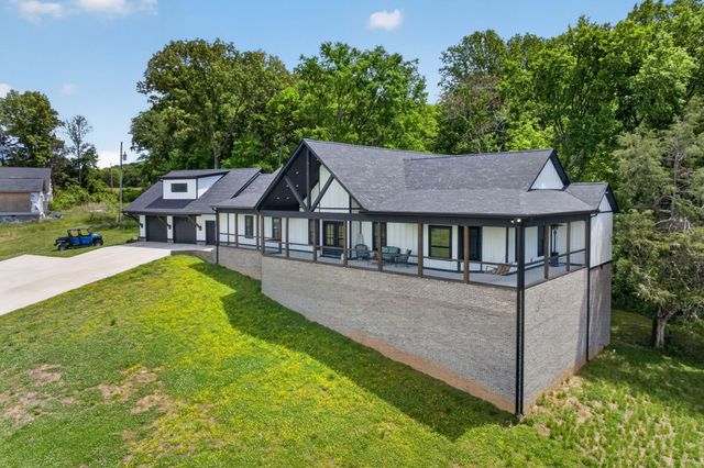 1288 Hills Trace Road, Morrison, TN 37357